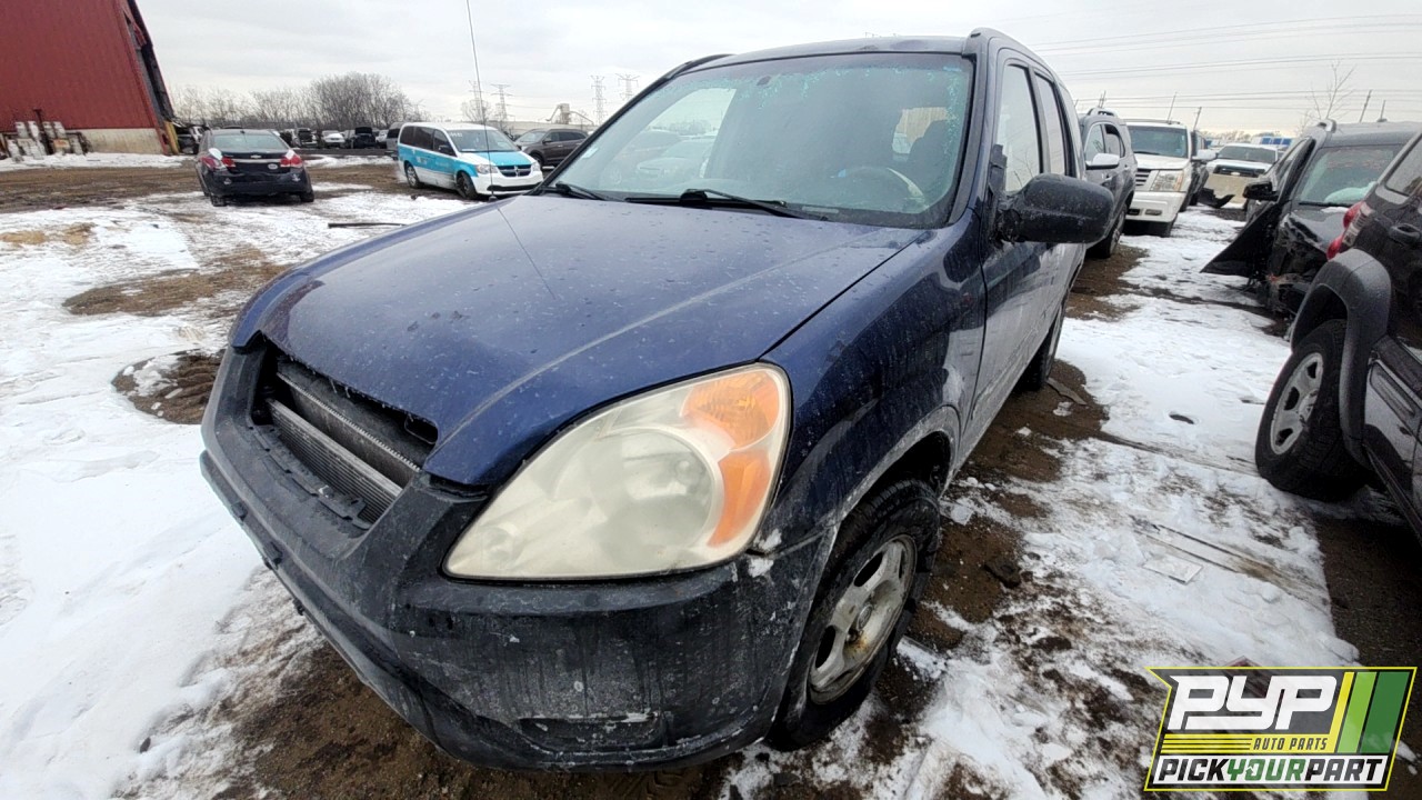 2004 HONDA CR-V available for parts