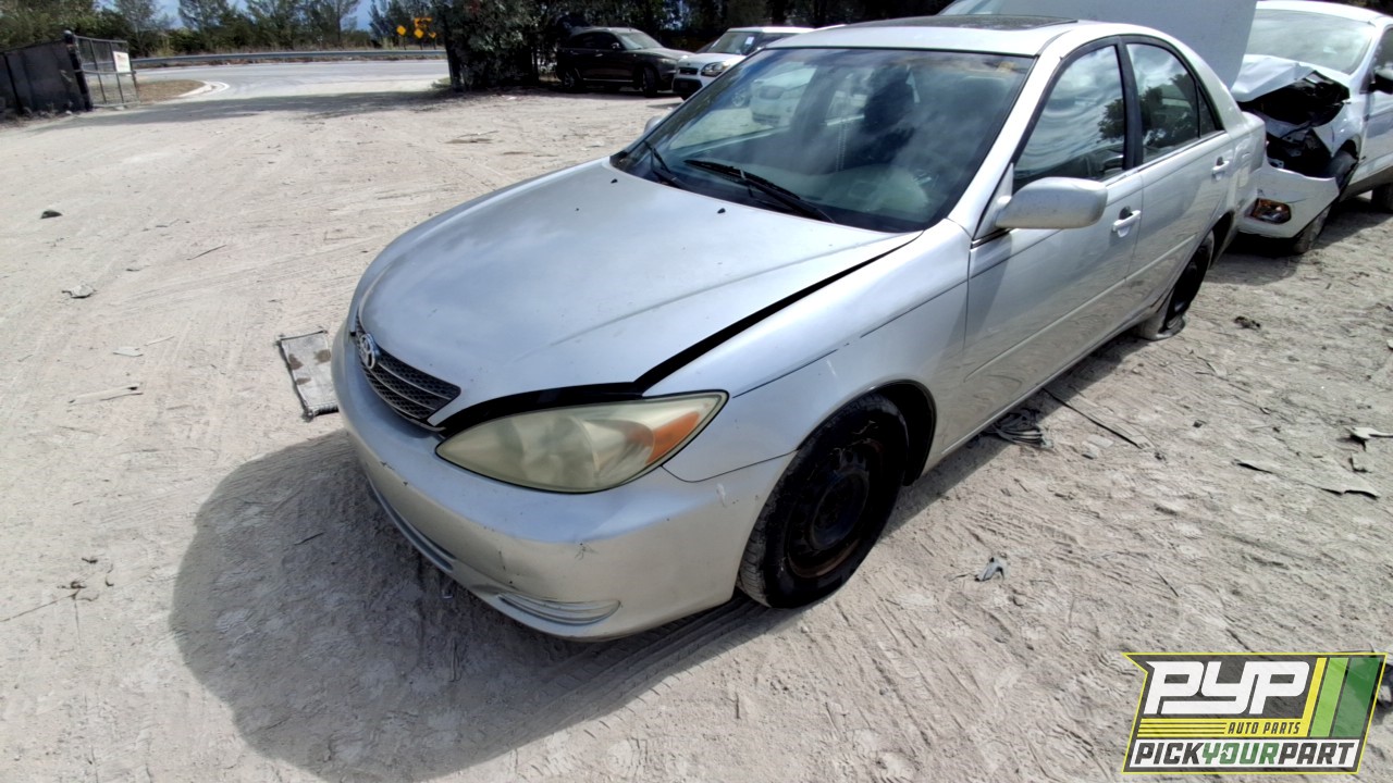 2003 TOYOTA CAMRY partes disponibles