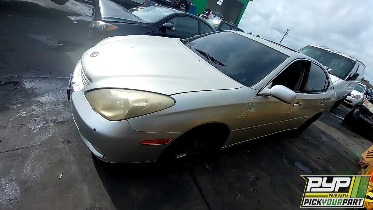 2003 LEXUS ES300 partes disponibles