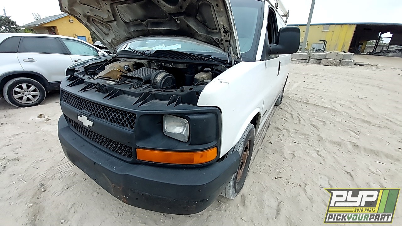 2003 CHEVROLET EXPRESS 2500 partes disponibles