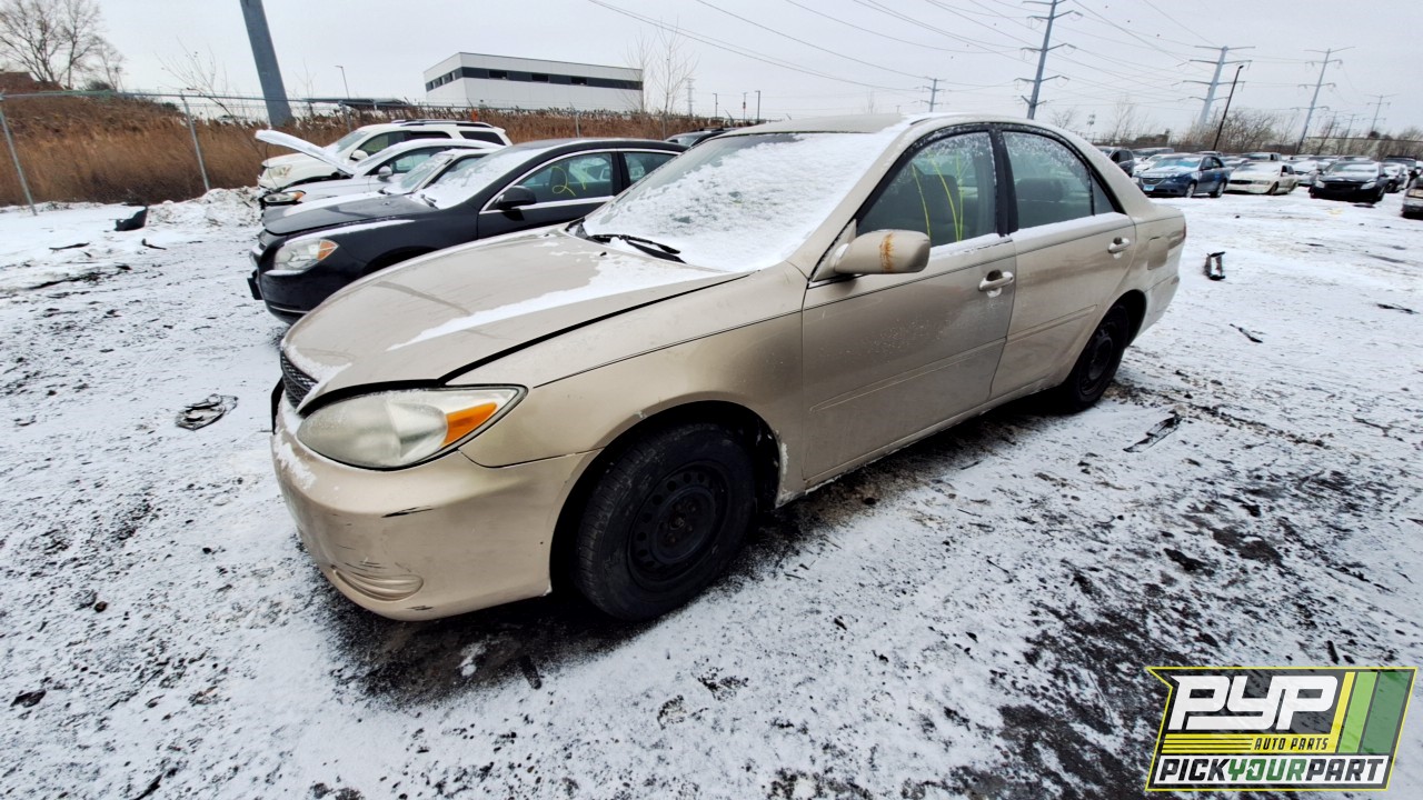 2003 TOYOTA CAMRY partes disponibles