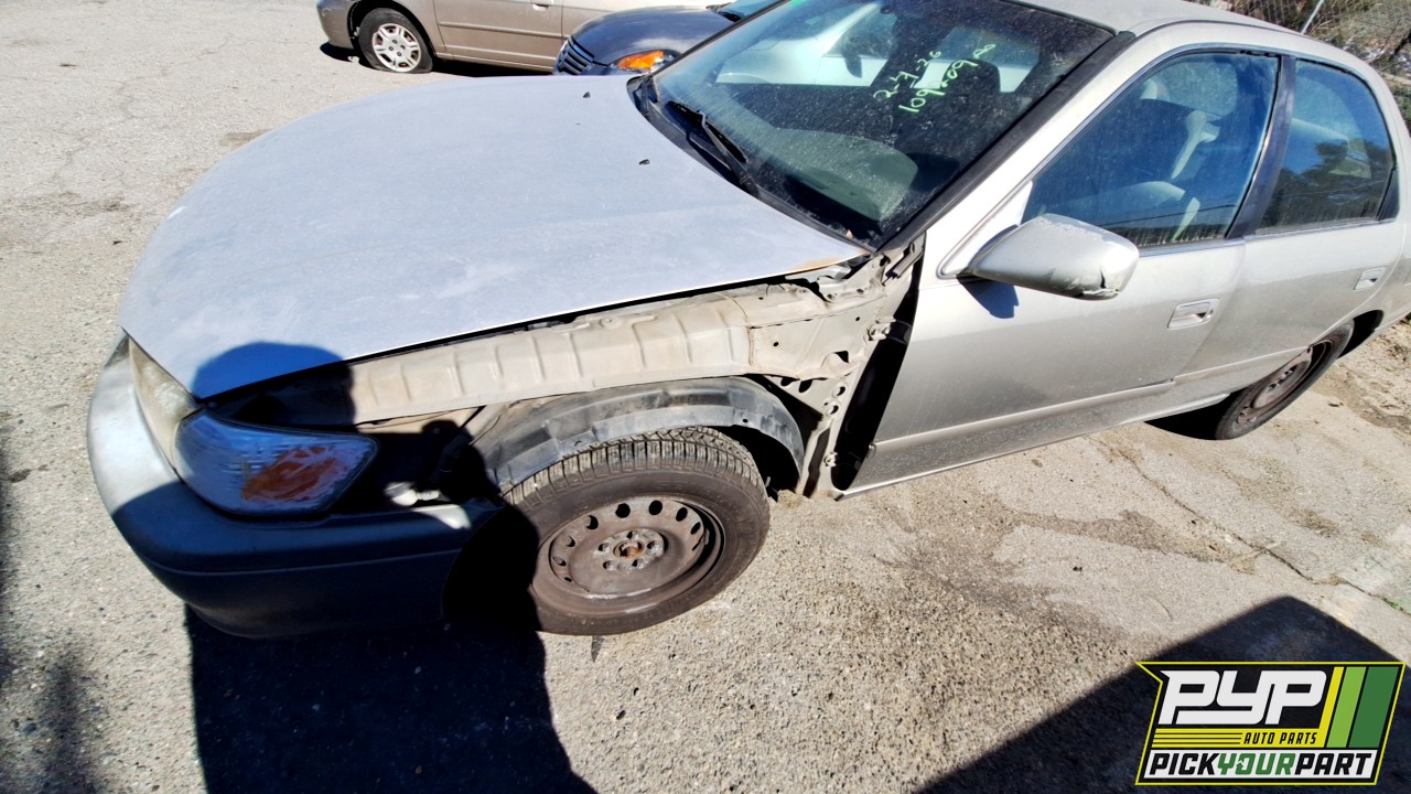 2001 TOYOTA CAMRY available for parts