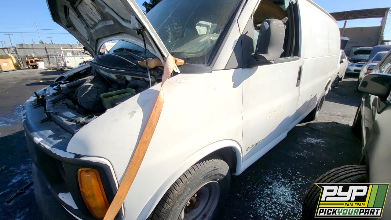 2001 CHEVROLET EXPRESS 1500 available for parts