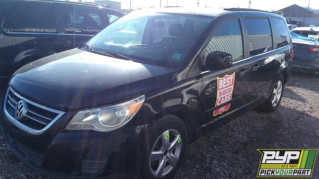 2011 VOLKSWAGEN ROUTAN available for parts