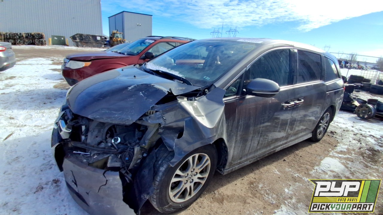 2014 HONDA ODYSSEY available for parts