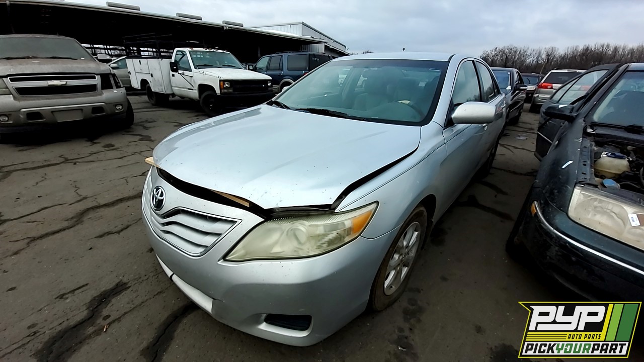 2011 TOYOTA CAMRY partes disponibles