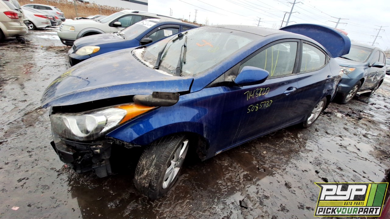 2013 HYUNDAI ELANTRA partes disponibles