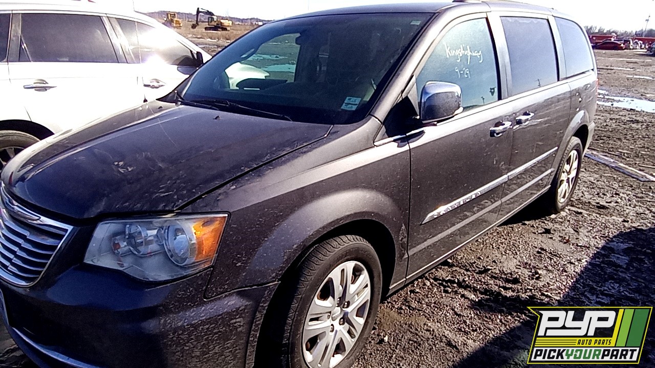 2015 CHRYSLER TOWN & COUNTRY partes disponibles