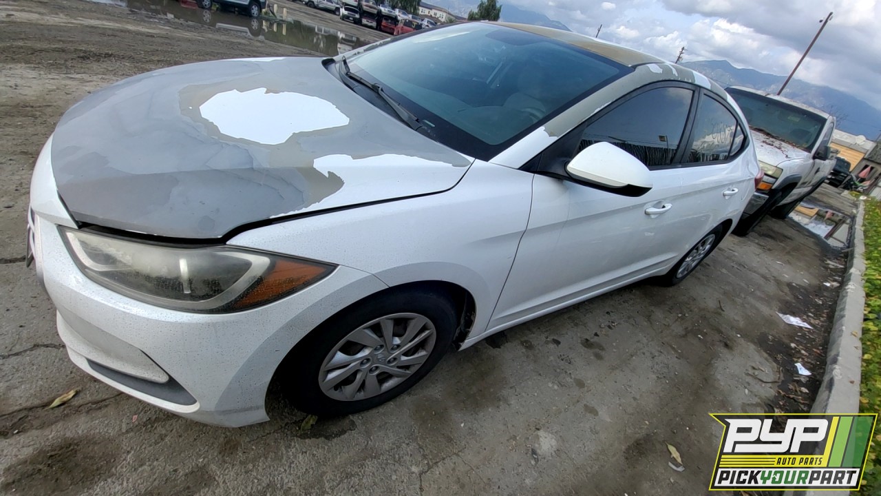 2017 HYUNDAI ELANTRA partes disponibles