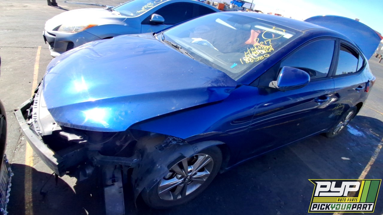 2017 HYUNDAI ELANTRA partes disponibles