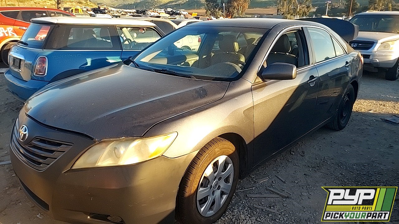 2008 TOYOTA CAMRY partes disponibles