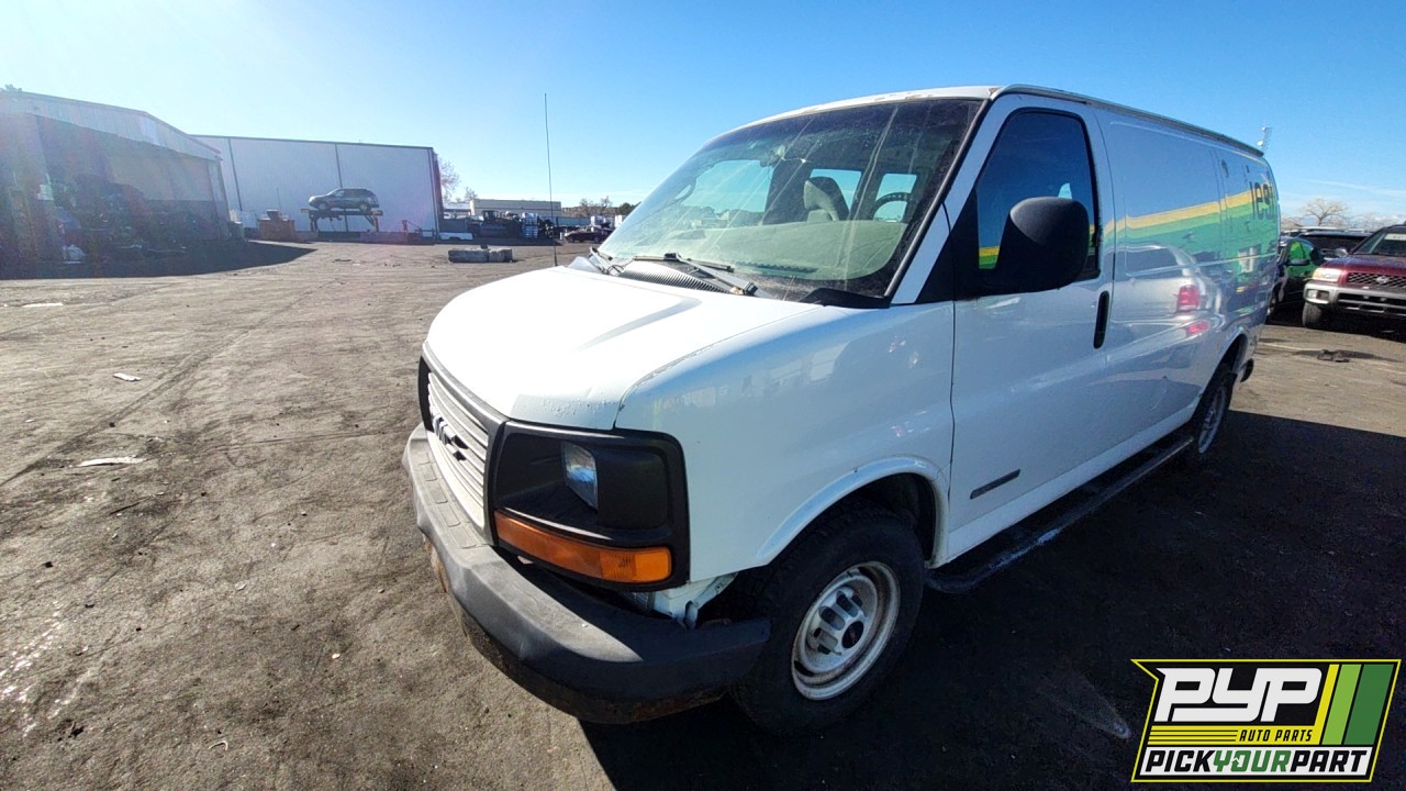 2004 GMC SAVANA 2500 available for parts
