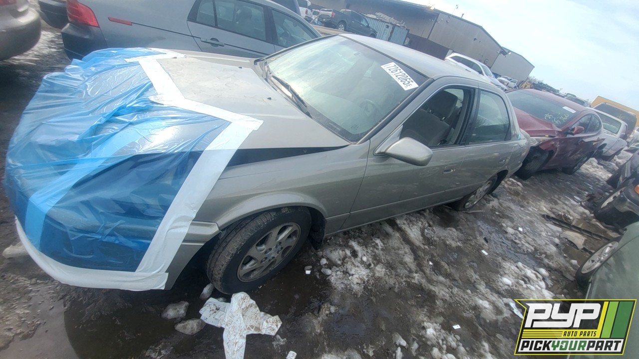 2001 TOYOTA CAMRY partes disponibles