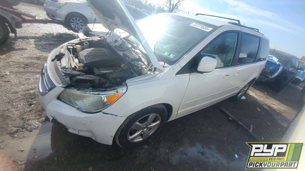 2011 VOLKSWAGEN ROUTAN partes disponibles