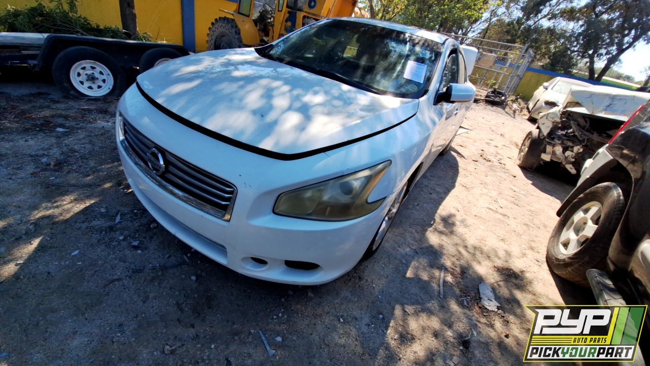 2013 NISSAN MAXIMA available for parts