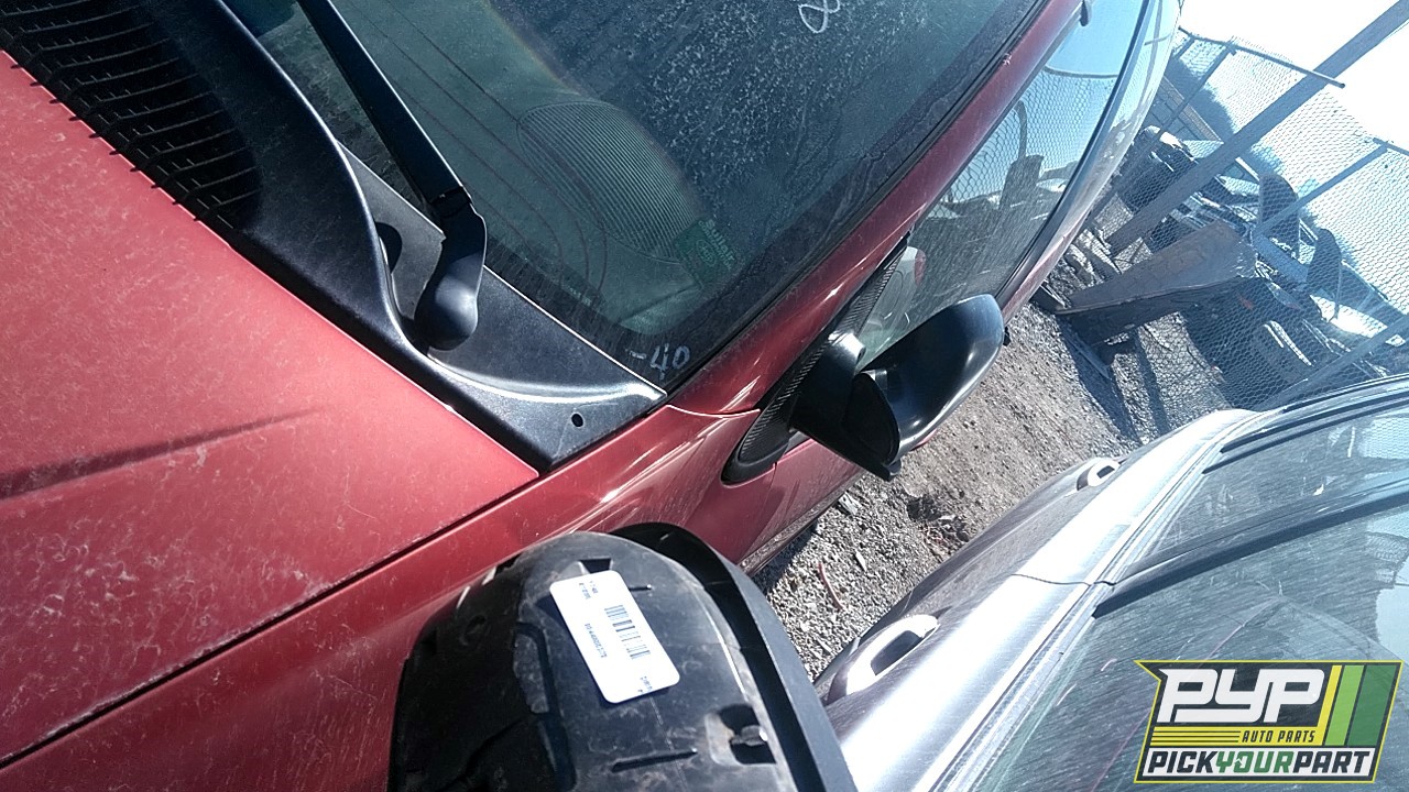 2002 CHRYSLER TOWN & COUNTRY partes disponibles