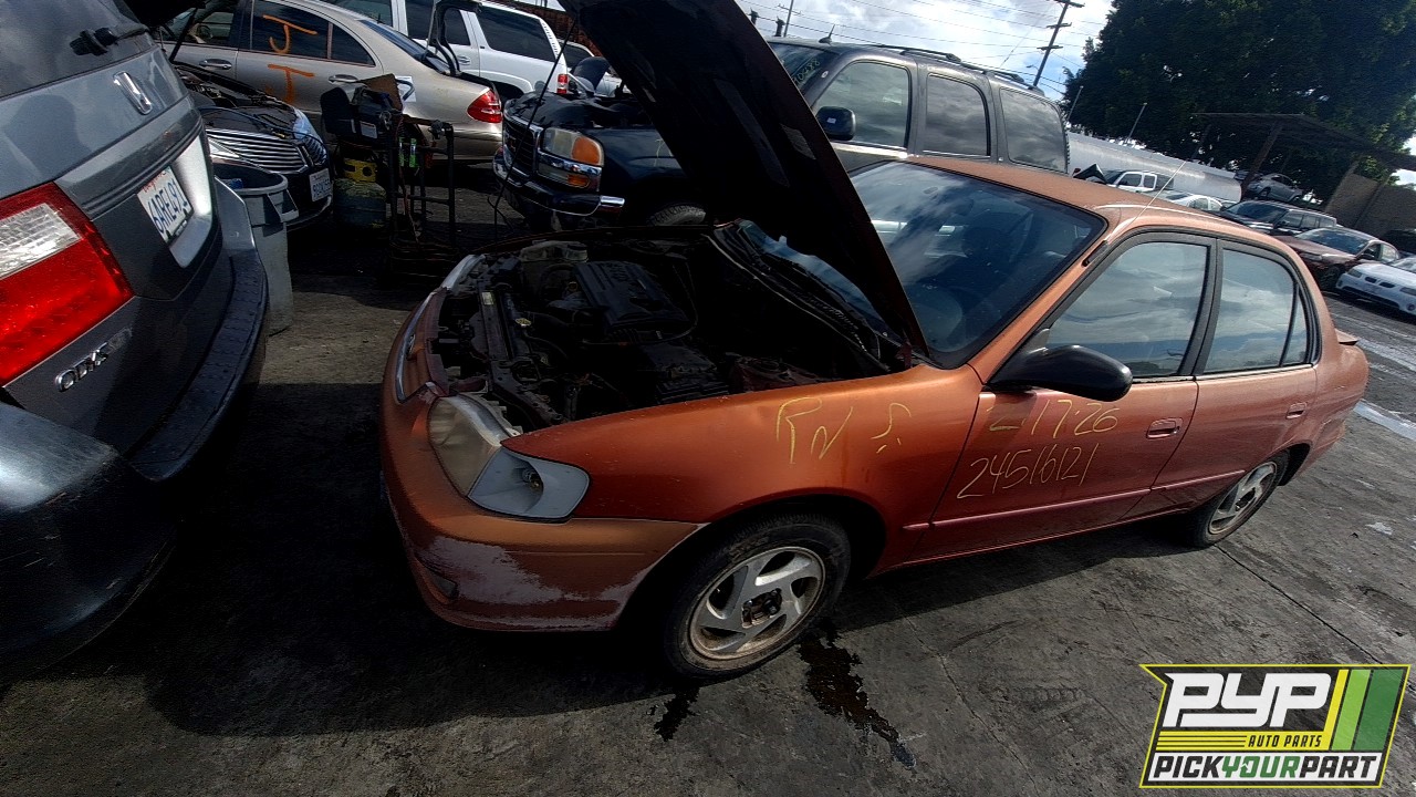 2001 TOYOTA COROLLA partes disponibles