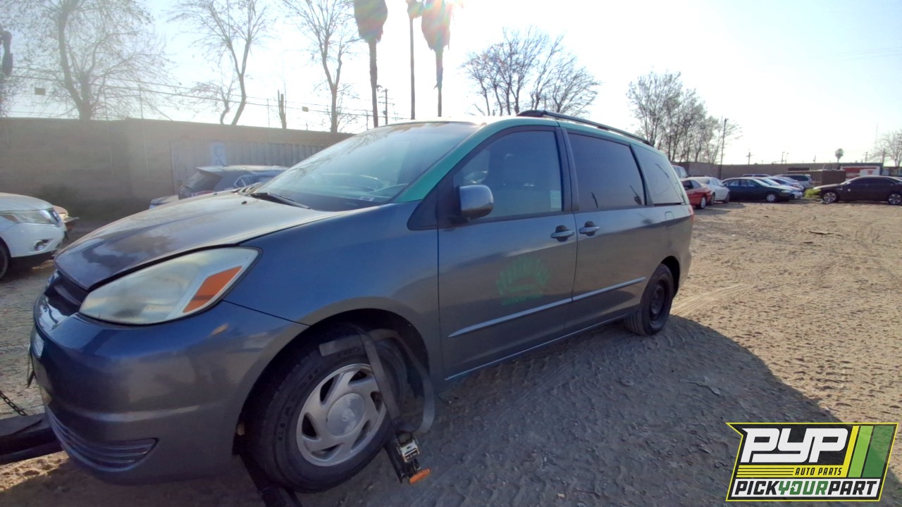 2004 TOYOTA SIENNA available for parts