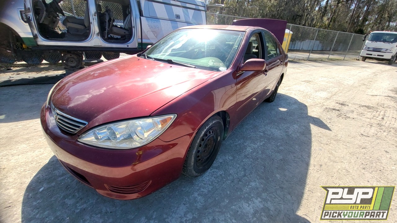 2005 TOYOTA CAMRY partes disponibles