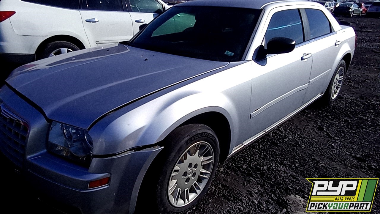 2006 CHRYSLER 300 partes disponibles