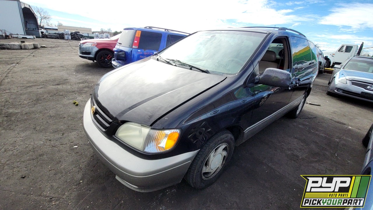 2001 TOYOTA SIENNA available for parts