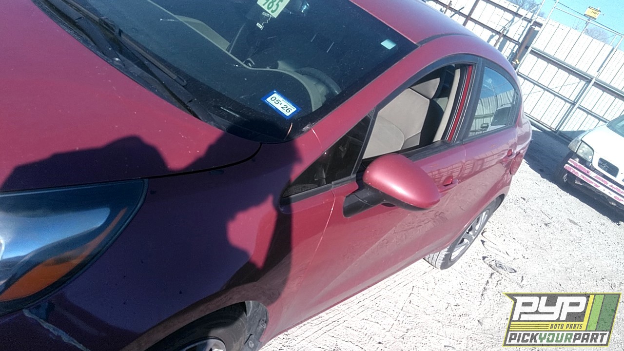 2015 KIA RIO partes disponibles