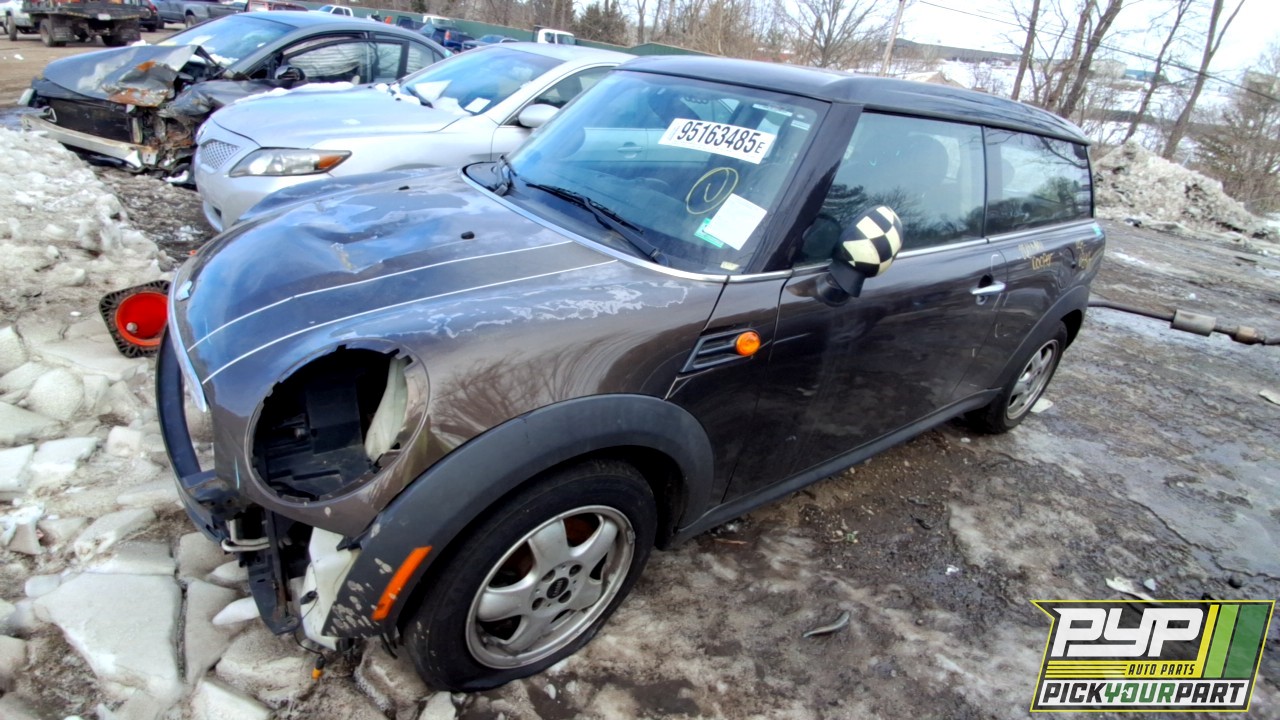 2011 MINI COOPER partes disponibles