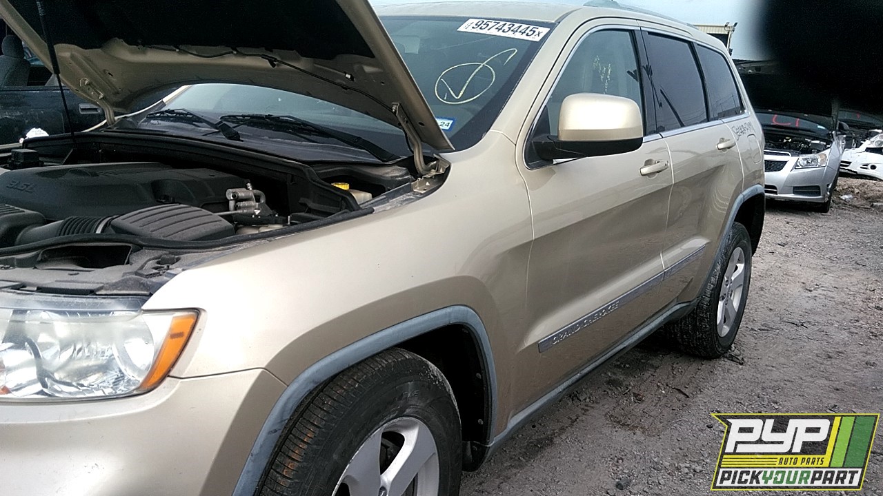 2011 JEEP GRAND CHEROKEE partes disponibles