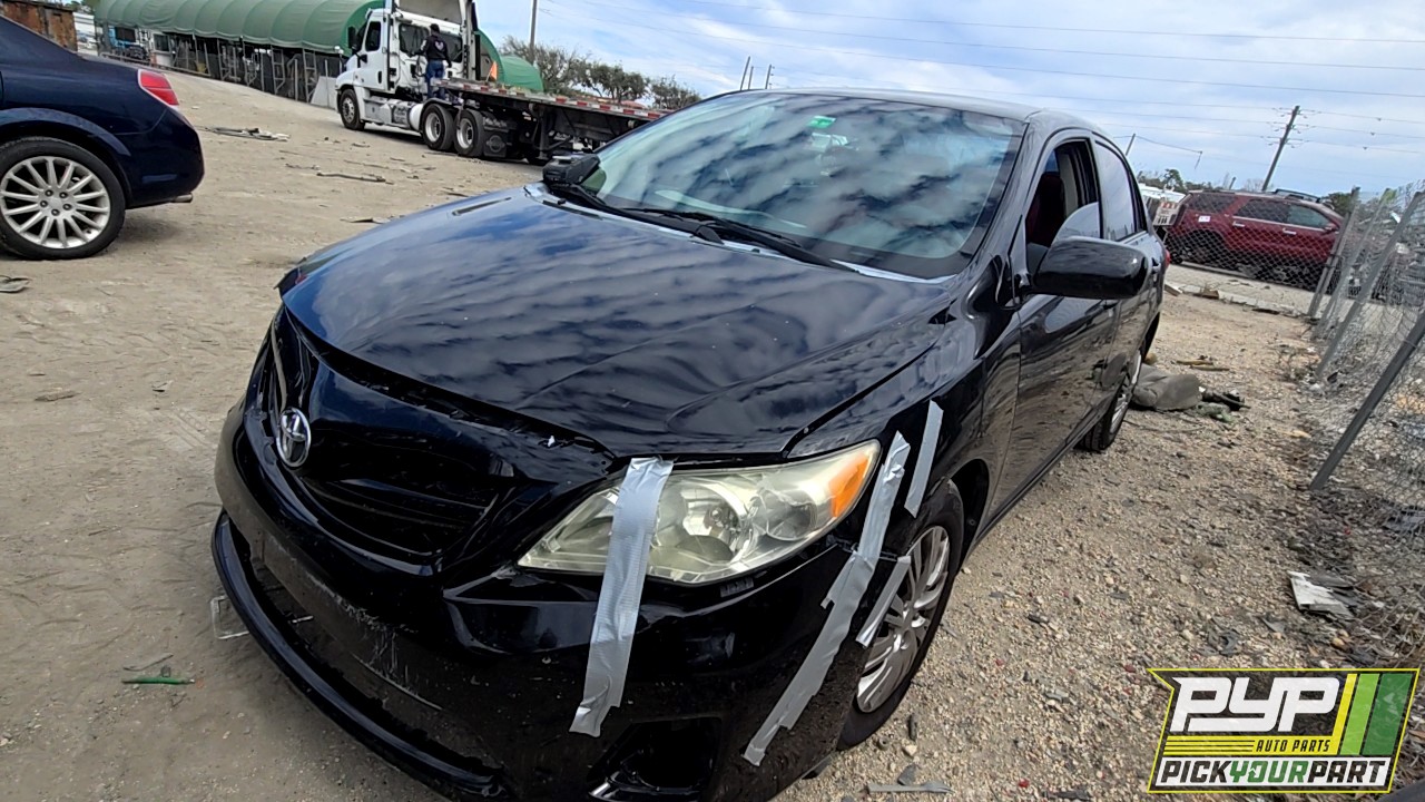 2013 TOYOTA COROLLA partes disponibles