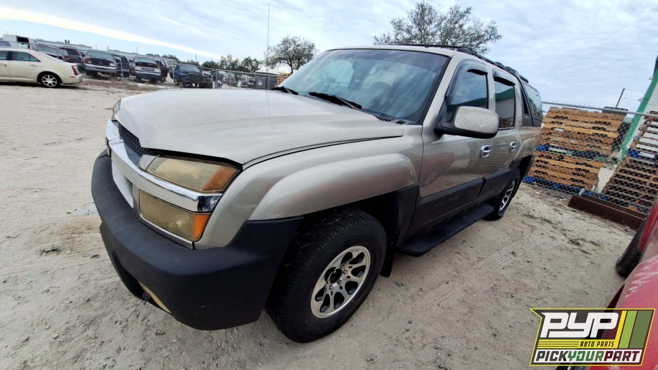 2002 CHEVROLET AVALANCHE 1500 available for parts
