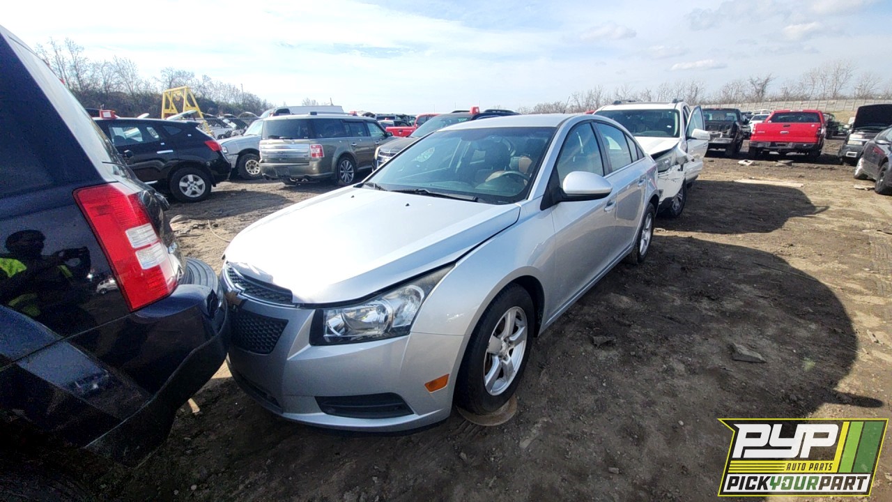 2011 CHEVROLET CRUZE partes disponibles