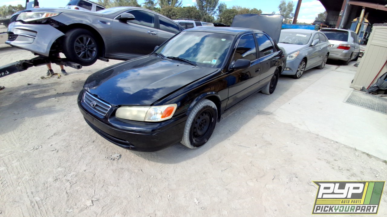 2000 TOYOTA CAMRY available for parts