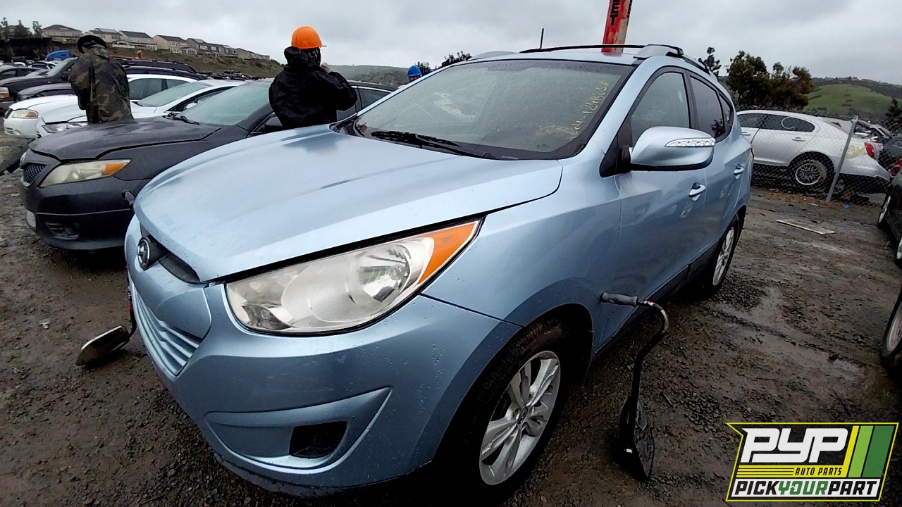 2012 HYUNDAI TUCSON available for parts