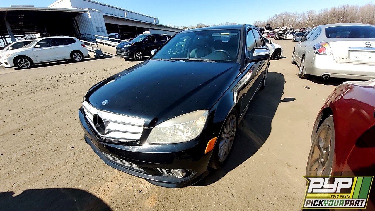 2009 MERCEDES-BENZ C300 partes disponibles