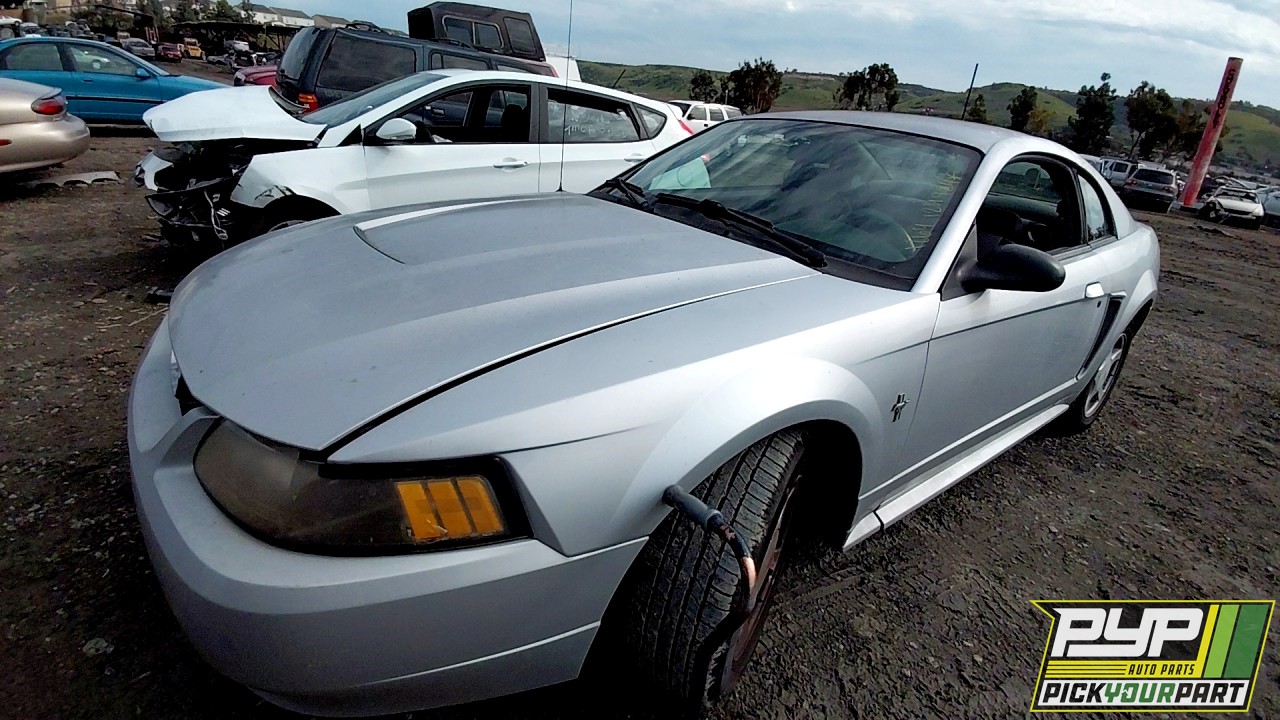 2003 FORD MUSTANG partes disponibles
