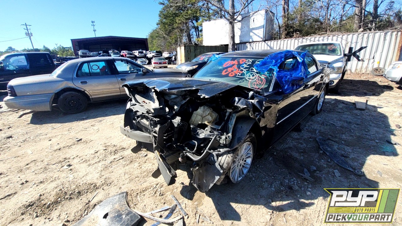 2008 CHRYSLER 300 available for parts