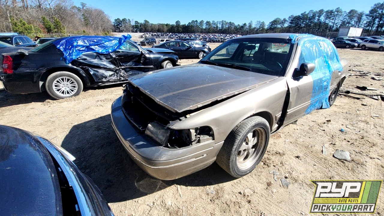2003 FORD CROWN VICTORIA available for parts