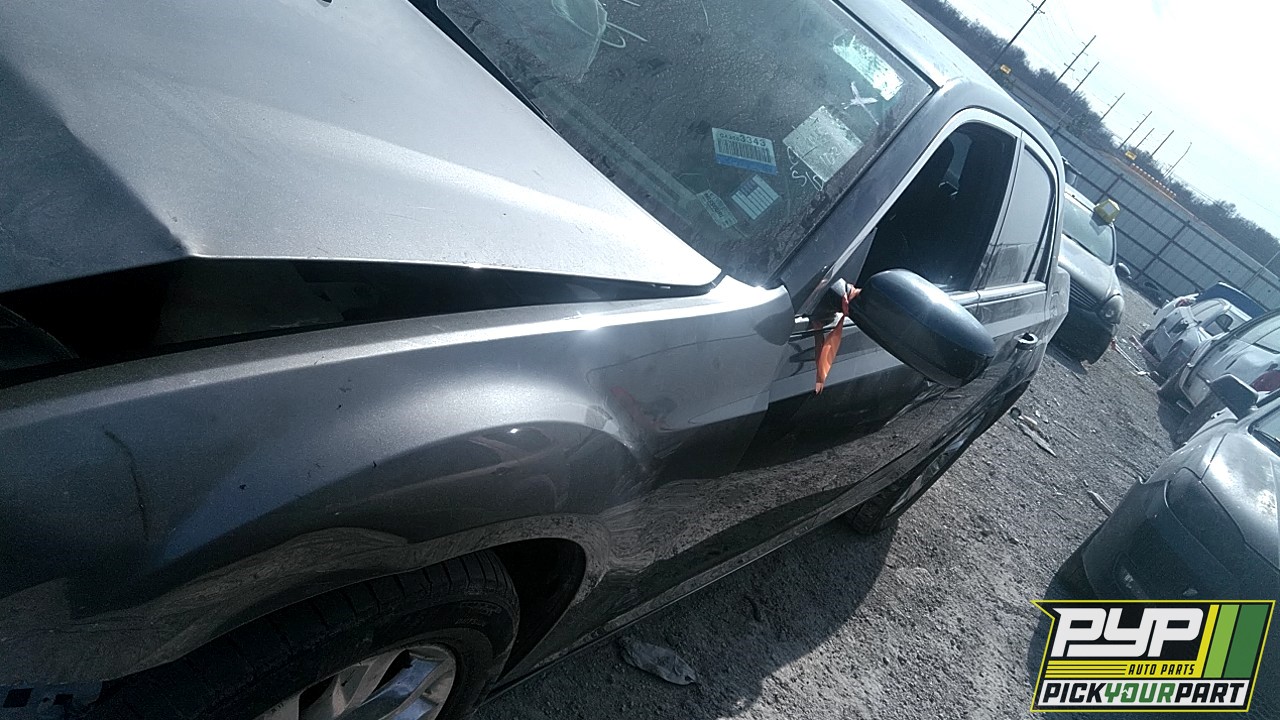 2016 CHRYSLER 300 partes disponibles