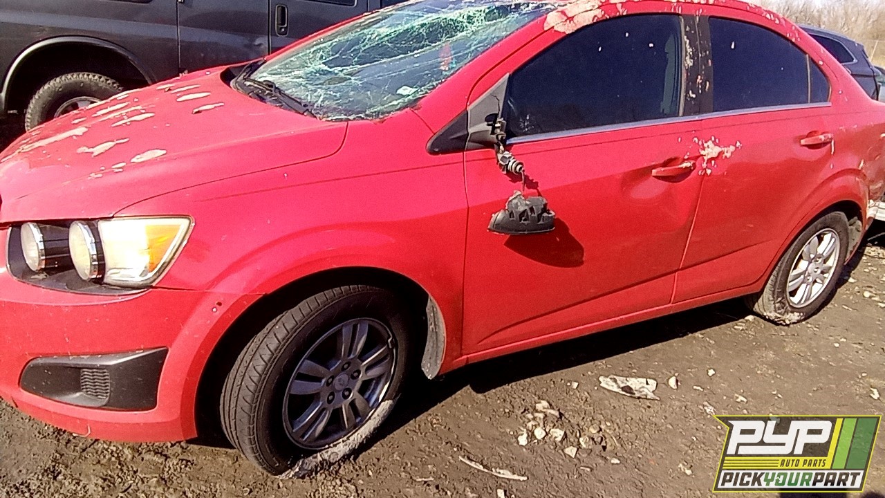 2015 CHEVROLET SONIC partes disponibles