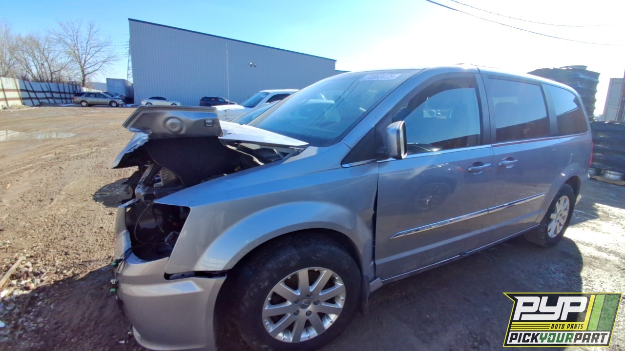 2015 CHRYSLER TOWN & COUNTRY partes disponibles