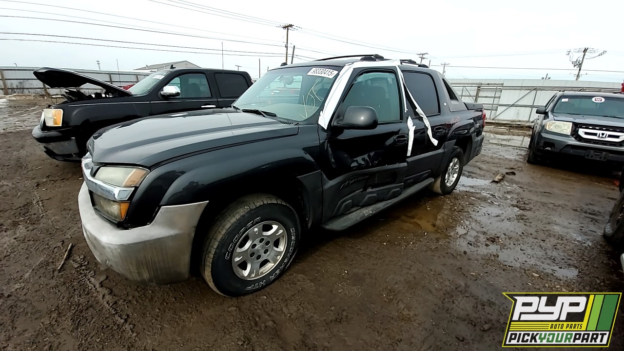 2004 CHEVROLET AVALANCHE 1500 available for parts