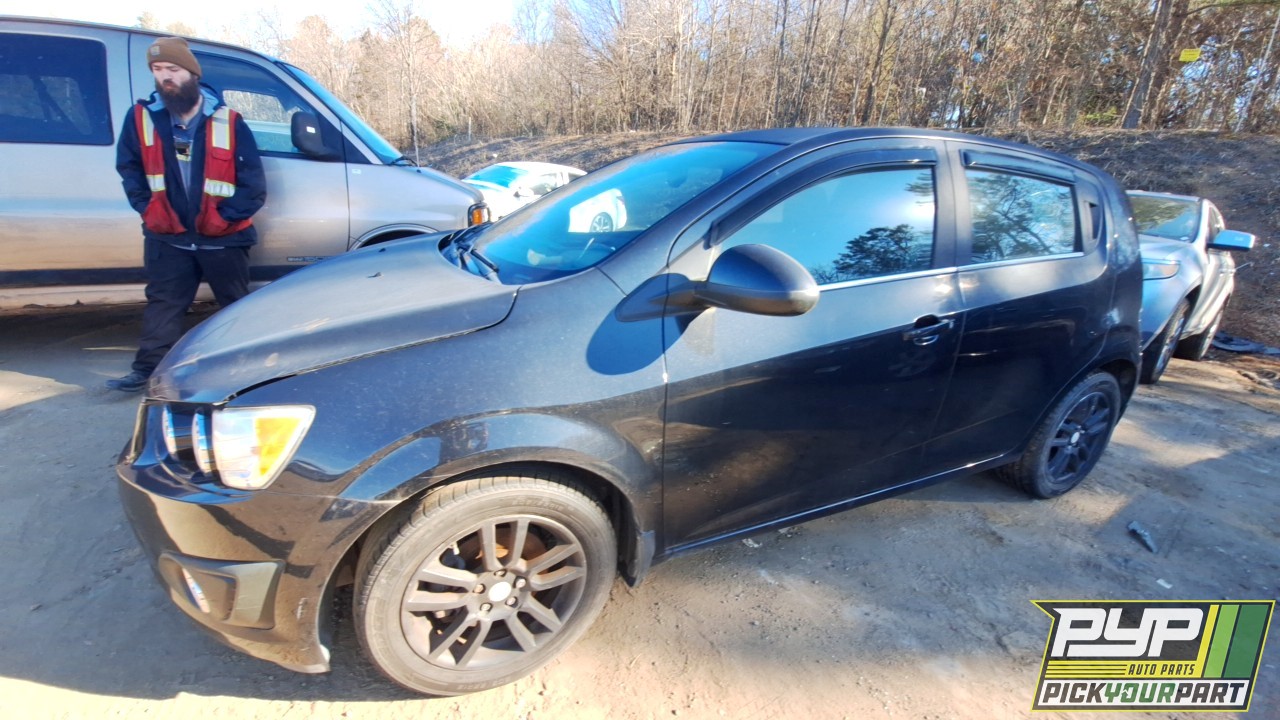 2013 CHEVROLET SONIC partes disponibles