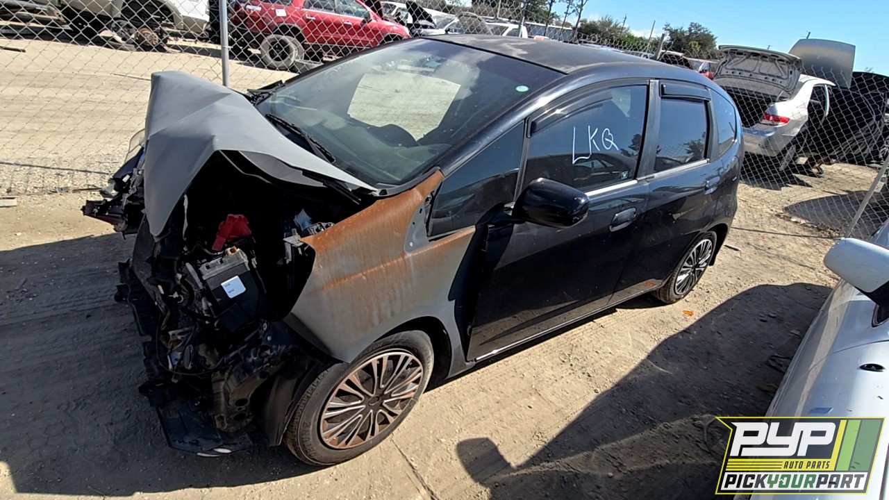 2013 HONDA FIT partes disponibles