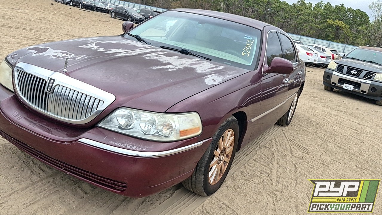 2007 LINCOLN TOWN CAR available for parts