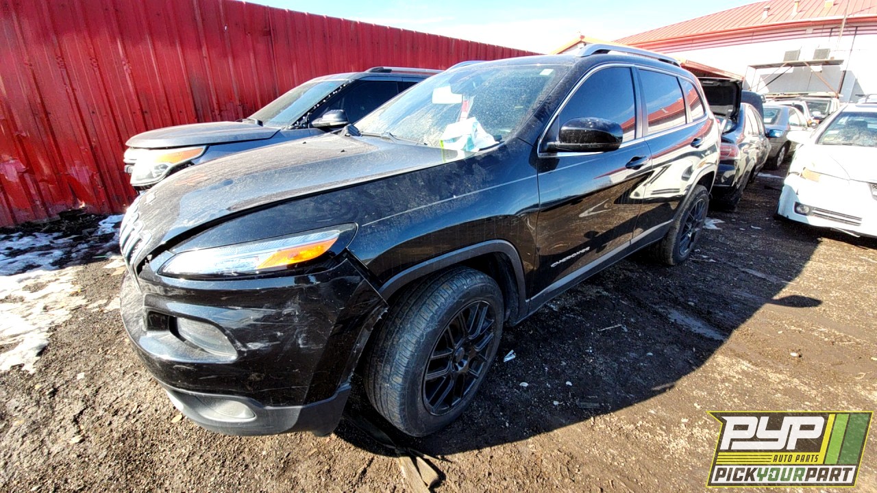 2015 JEEP CHEROKEE partes disponibles