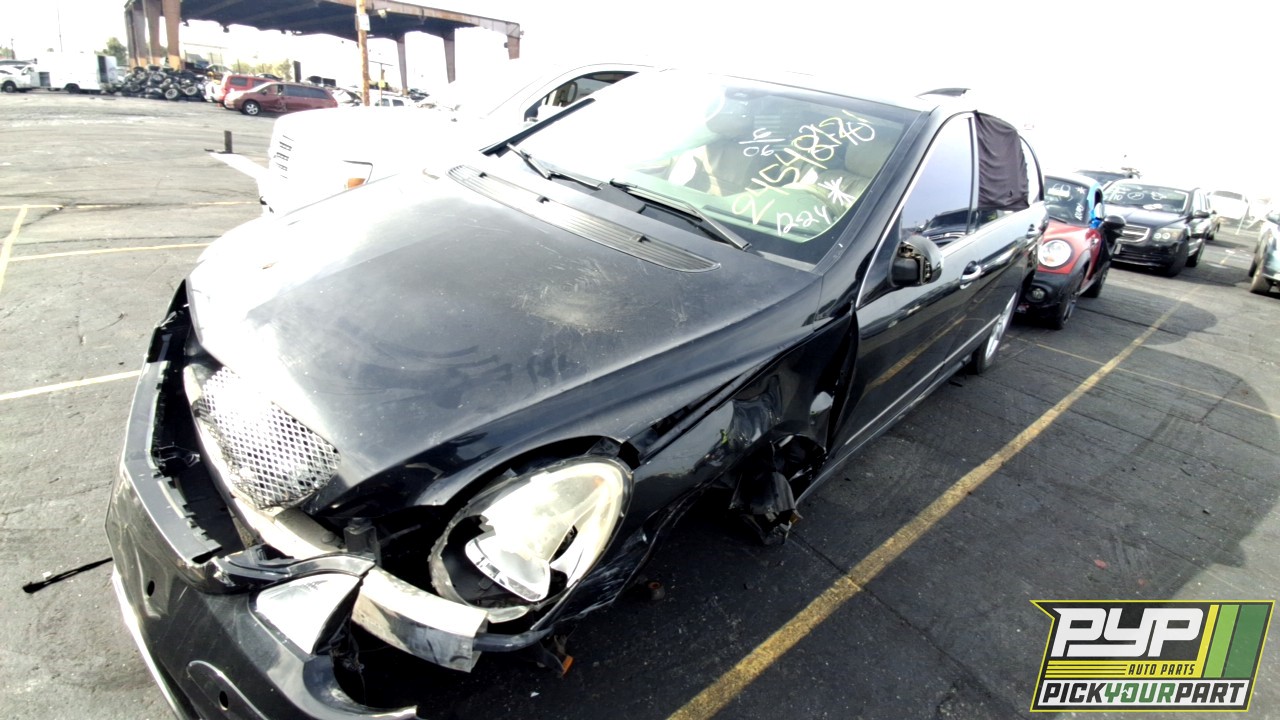 2006 MERCEDES-BENZ R500 available for parts