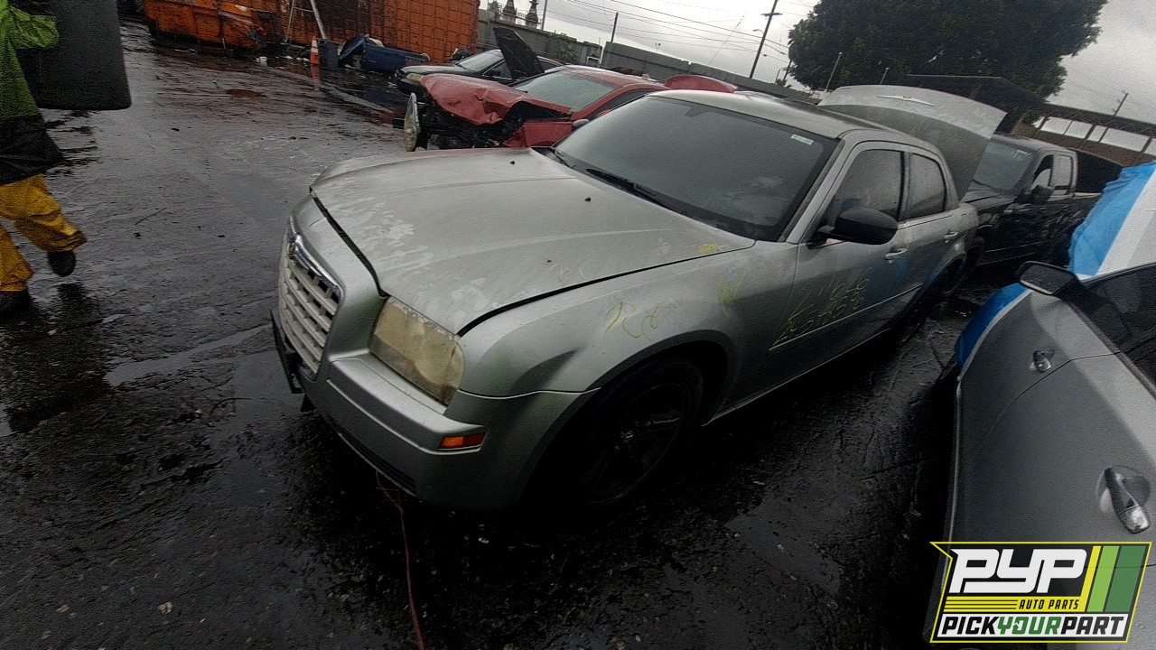 2006 CHRYSLER 300 partes disponibles