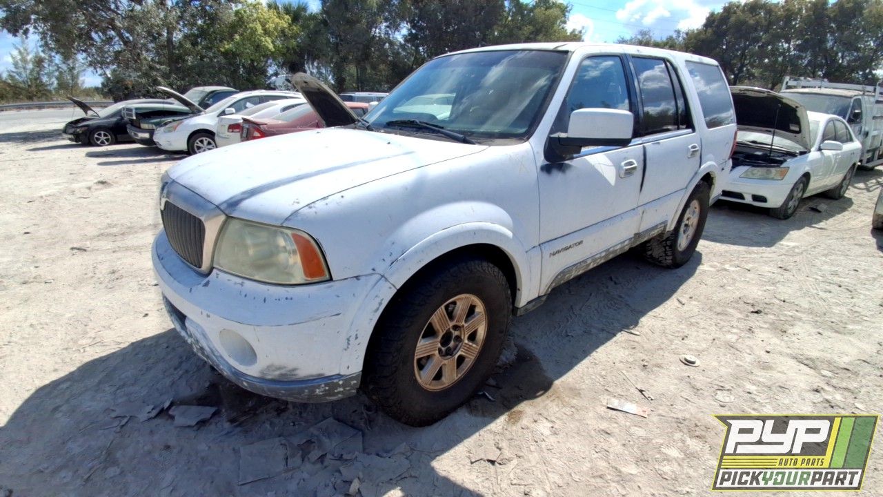 2004 LINCOLN NAVIGATOR available for parts