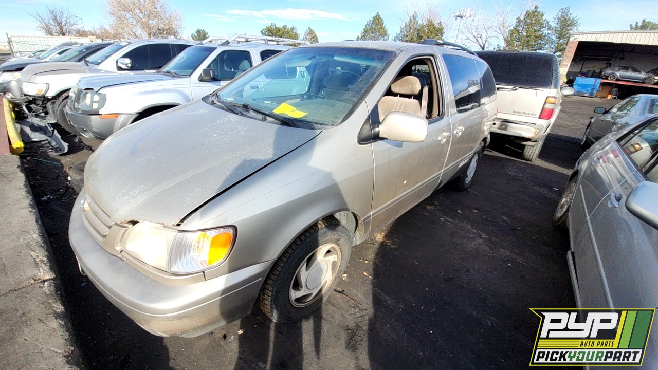 2001 TOYOTA SIENNA available for parts