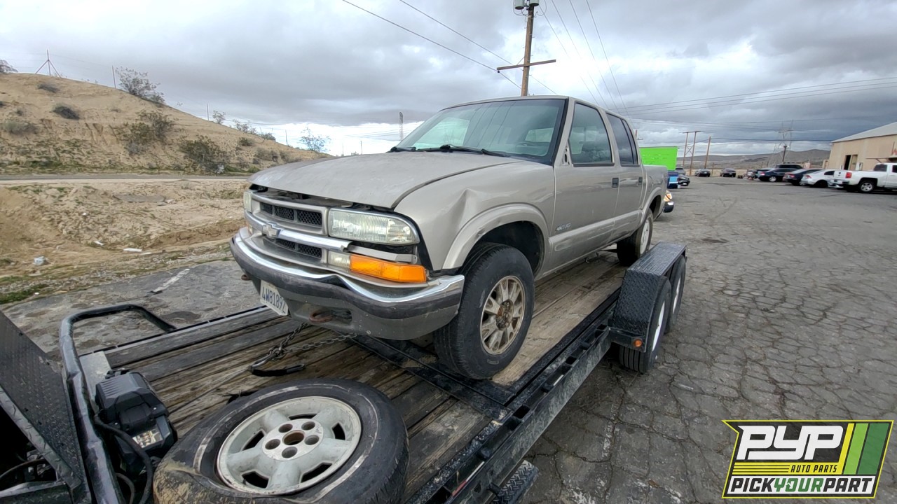 2002 CHEVROLET S10 available for parts
